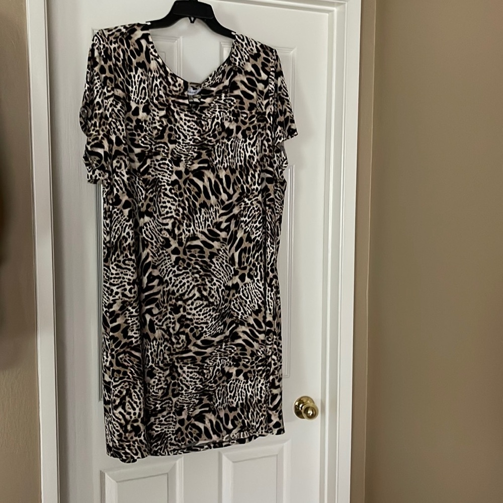 Womens plus size dress - Picture 1 of 5